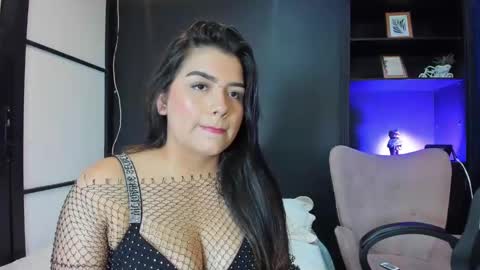 Snapshot of scarletmoon1_ chatting on 9, 9, 2025 Scarlet online show from 9, 9, 2025