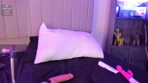 Snapshot of scarlett21__ chatting on 20, 12, 2025 Scarlett online show from 20, 12, 2025