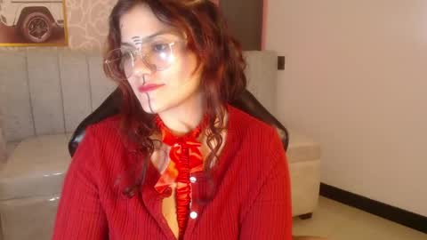 Snapshot of scarlett_jhonson_ch chatting on 5, 5, 2026 scarlett_jhonson_ch online show from 5, 5, 2026