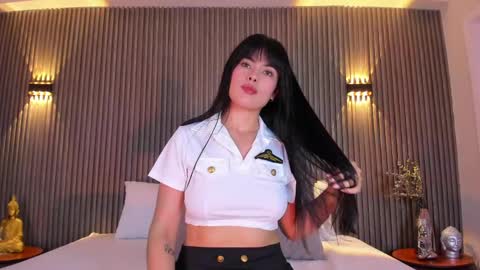 Snapshot of scarlett_model_ chatting on 8, 5, 2026 Mon to Sat 545pm to 1030pm col online show from 8, 5, 2026