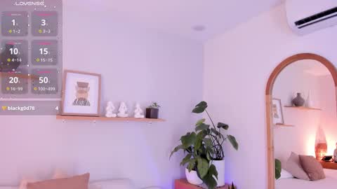 Scarlett Morgan online show from 11, 2, 2025