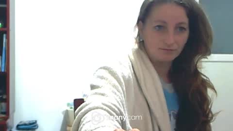 Snapshot of scarlett_queen01 chatting on 4, 10, 2025 scarlett_queen01 online show from 4, 10, 2025