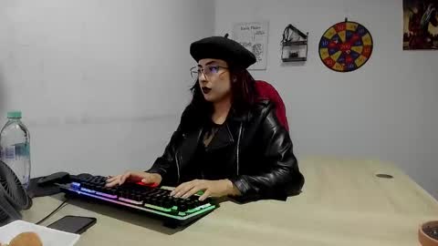 Mistress Scarlett online show from 18, 1, 2025