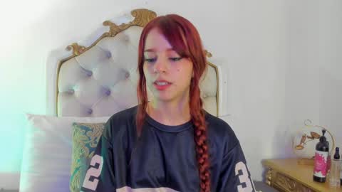 Snapshot of scarlett_smith_3 chatting on 7, 4, 2026 scarlett smith 3 online show from 7, 4, 2026