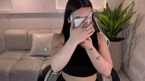 Scarlett online show from 11, 11, 2025