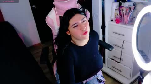 Snapshot of scarlettqueen56 chatting on 12, 2, 2026 chloe online show from 12, 2, 2026