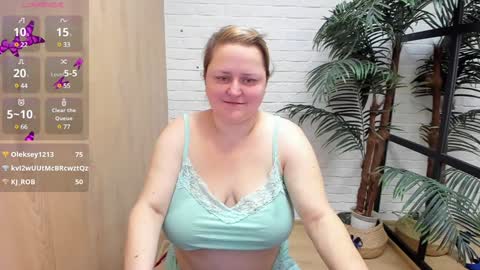 Snapshot of scarlettsoft chatting on 16, 12, 2024 Scarlett online show from 16, 12, 2024