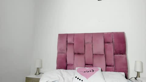 scarlettt_moon online show from 7, 1, 2025