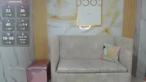 Scarlett  online show from 13, 12, 2025