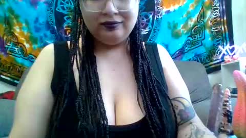 Snapshot of scarletttdesires chatting on 11, 2, 2026 scarletttdesires online show from 11, 2, 2026