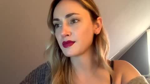 Snapshot of scarlettxblonde chatting on 18, 3, 2026 ScarlettxBlonde online show from 18, 3, 2026