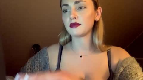 Snapshot of scarlettxblonde chatting on 19, 3, 2026 ScarlettxBlonde online show from 19, 3, 2026