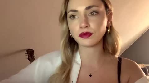 Snapshot of scarlettxblonde chatting on 21, 3, 2026 ScarlettxBlonde online show from 21, 3, 2026