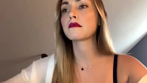 Snapshot of scarlettxblonde chatting on 30, 3, 2026 ScarlettxBlonde online show from 30, 3, 2026