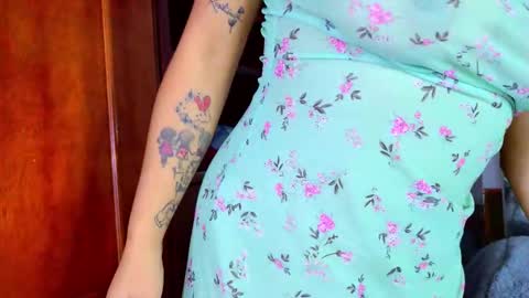 Snapshot of scarlleth_1 chatting on 5, 11, 2025 scarllet online show from 5, 11, 2025