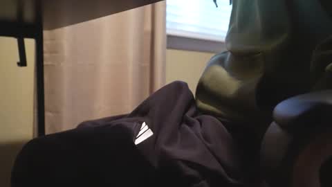 Skinny College Boy online show from 22, 5, 2026