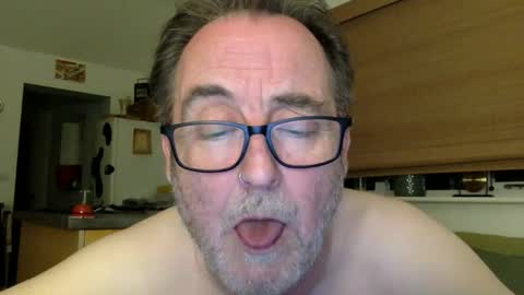 Snapshot of scbiggersballs chatting on 23, 4, 2026 scbiggersballs online show from 23, 4, 2026