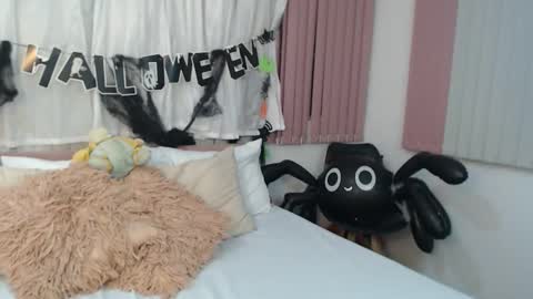 SCARLET online show from 28, 10, 2025