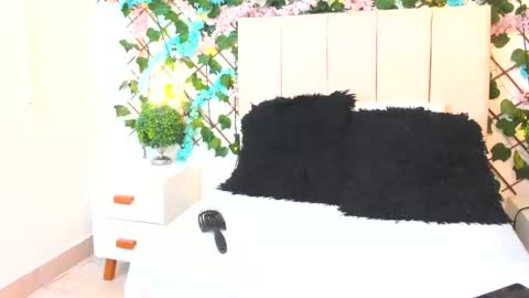 SCARLET online show from 12, 2, 2026