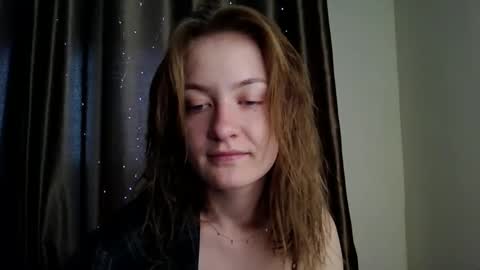 Snapshot of scented_elsa chatting on 22, 4, 2026 Elsa online show from 22, 4, 2026