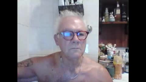 Snapshot of schizzodoro chatting on 24, 9, 2025 schizzodoro online show from 24, 9, 2025