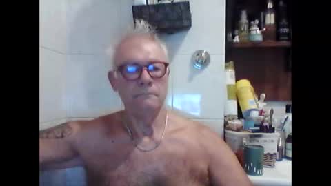 Snapshot of schizzodoro chatting on 29, 9, 2025 schizzodoro online show from 29, 9, 2025