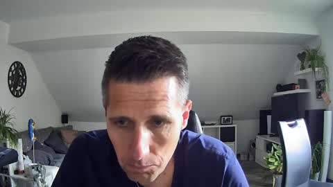 Dildomen online show from 8, 5, 2026