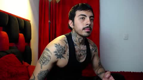 Snapshot of scockpion_ chatting on 8, 4, 2026 Alejandro help me to reach 200 thumps up online show from 8, 4, 2026