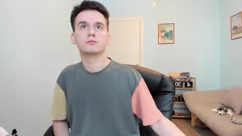 Snapshot of scooby_r chatting on 18, 2, 2025 Thomas brunette and Alex blond online show from 18, 2, 2025