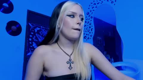 Snapshot of scorpiogoddesss chatting on 28, 4, 2026 Goddess online show from 28, 4, 2026