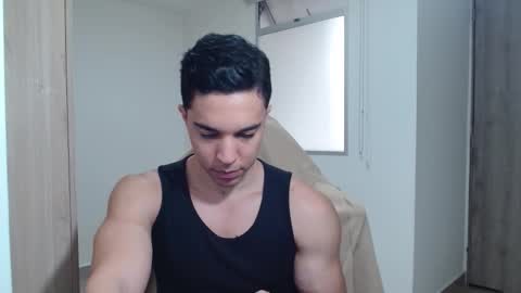 Snapshot of scott_brasher1 chatting on 27, 1, 2025 Twitter Scott brasher1 Instagram Camiloestuardo2 online show from 27, 1, 2025