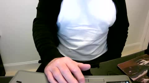 Snapshot of scotti30 chatting on 10, 1, 2025 Scott online show from 10, 1, 2025