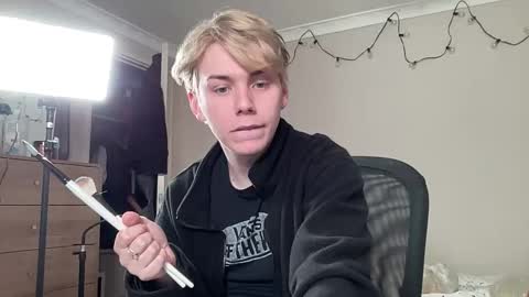 danny online show from 22, 9, 2025