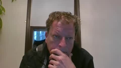 Snapshot of scottpbi52 chatting on 31, 12, 2024 scottpbi52 online show from 31, 12, 2024