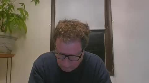 Snapshot of scottpbi52 chatting on 4, 1, 2025 scottpbi52 online show from 4, 1, 2025