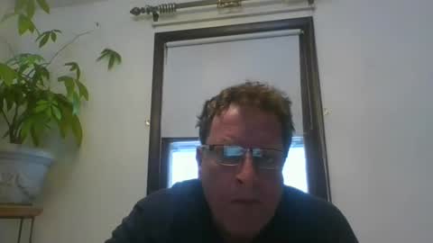 Snapshot of scottpbi52 chatting on 4, 1, 2025 scottpbi52 online show from 4, 1, 2025