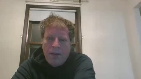 Snapshot of scottpbi52 chatting on 2, 2, 2025 scottpbi52 online show from 2, 2, 2025