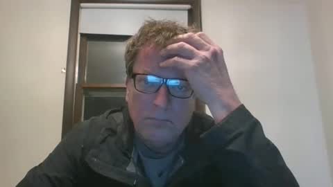 Snapshot of scottpbi52 chatting on 4, 2, 2025 scottpbi52 online show from 4, 2, 2025