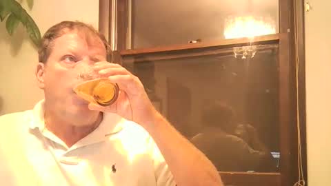 Snapshot of scottpbi52 chatting on 22, 9, 2025 scottpbi52 online show from 22, 9, 2025