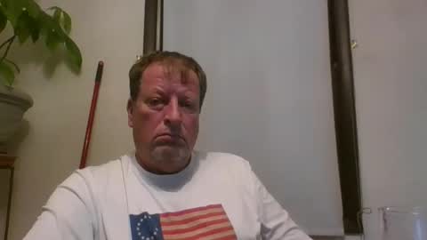 Snapshot of scottpbi52 chatting on 25, 9, 2025 scottpbi52 online show from 25, 9, 2025