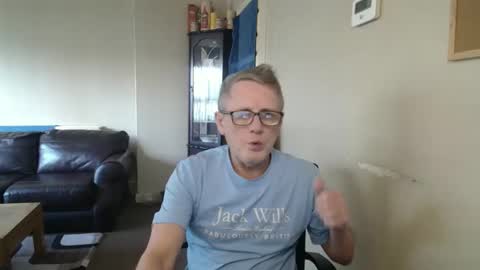 Snapshot of scottsman214 chatting on 14, 3, 2026 James online show from 14, 3, 2026