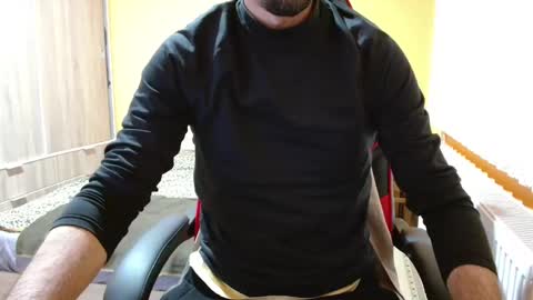 Snapshot of scotty_98 chatting on 1, 1, 2025 scotty_98 online show from 1, 1, 2025