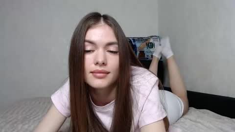 Snapshot of scratc_h chatting on 6, 3, 2025 scratc_h online show from 6, 3, 2025