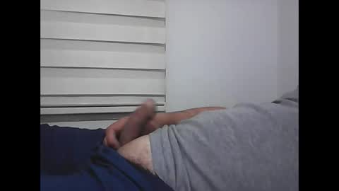 Snapshot of screw2 chatting on 16, 4, 2026 Evren online show from 16, 4, 2026