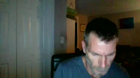 Snapshot of scroach11 chatting on 17, 5, 2026 GettOffMyLawn online show from 17, 5, 2026
