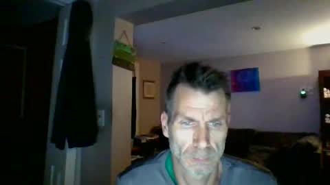 Snapshot of scroach11 chatting on 24, 5, 2026 GettOffMyLawn online show from 24, 5, 2026
