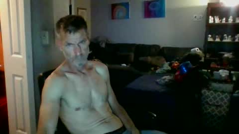 Snapshot of scroach11 chatting on 5, 7, 2026 GettOffMyLawn online show from 5, 7, 2026