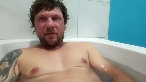 Snapshot of scruff2022 chatting on 30, 9, 2025 Scruff2022 online show from 30, 9, 2025