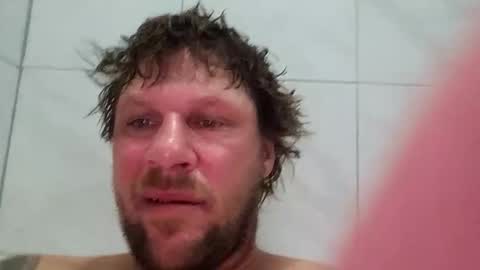 Snapshot of scruff2022 chatting on 17, 10, 2025 Scruff2022 online show from 17, 10, 2025