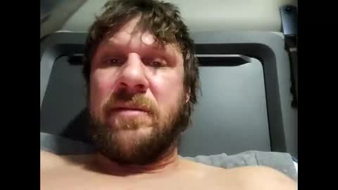 Snapshot of scruff2022 chatting on 19, 12, 2025 Scruff2022 online show from 19, 12, 2025